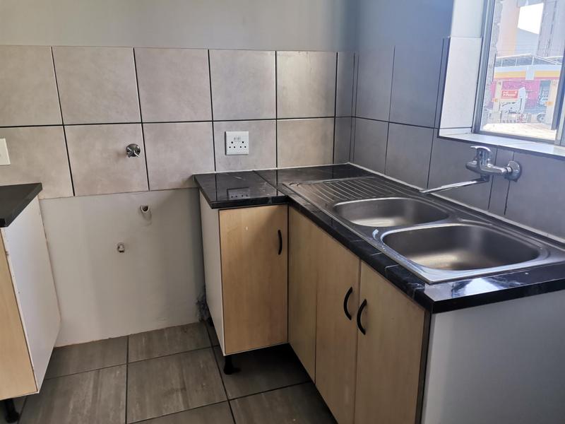 To Let 2 Bedroom Property for Rent in Paarl Western Cape